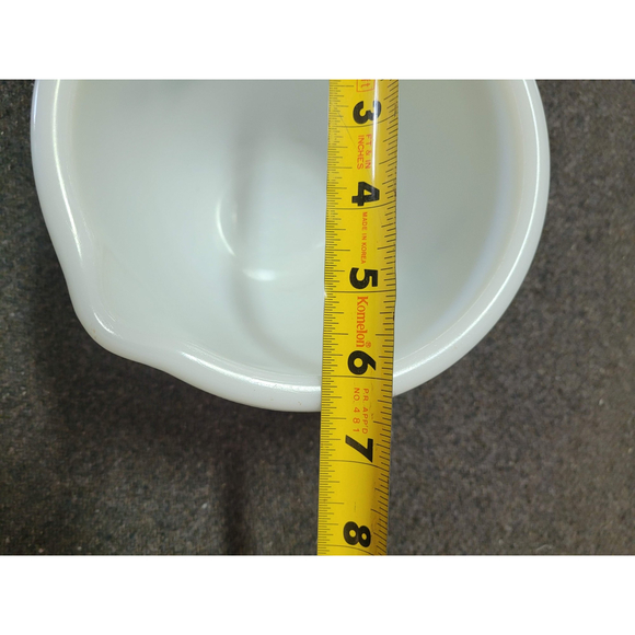 McKee 6-1/2" Black Sailboat Mixing Bowl Hard to find - Picture 6 of 9